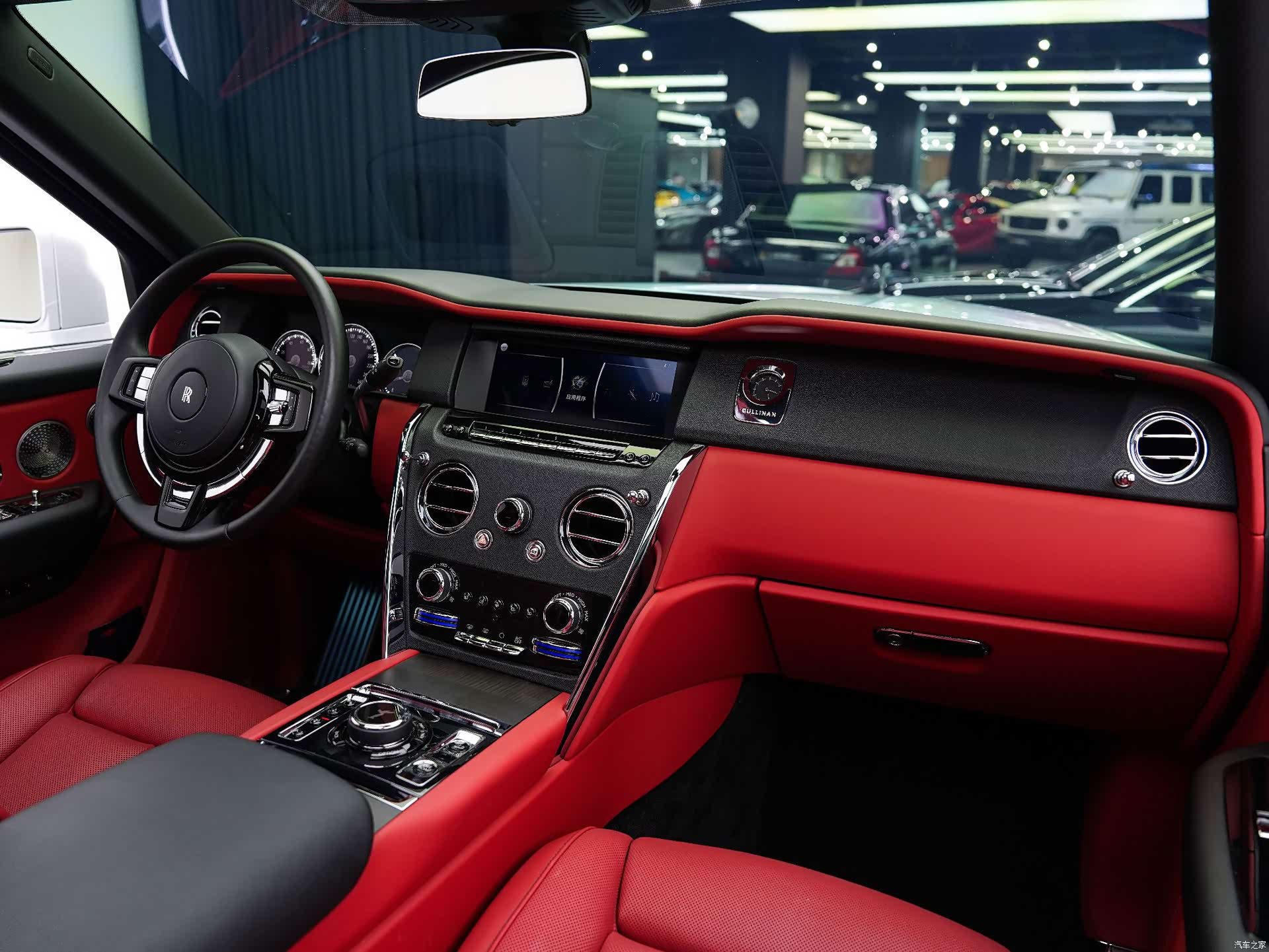 Rolls-Royce Cullinan, 2020 13