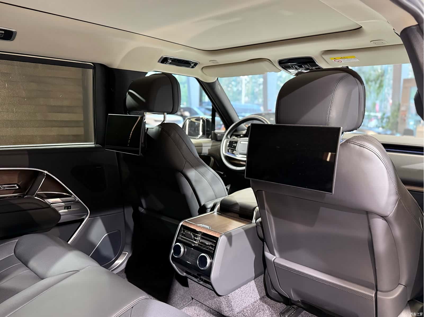 Land Rover Range Rover, 2026 16