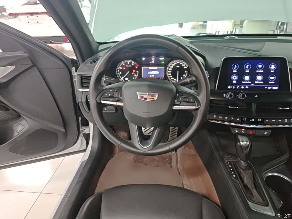 Cadillac CT4, 2021 11
