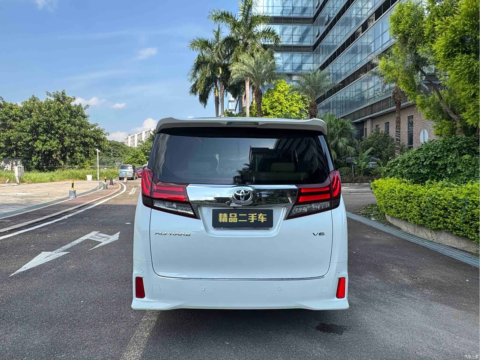 Toyota Alphard, 2017 13