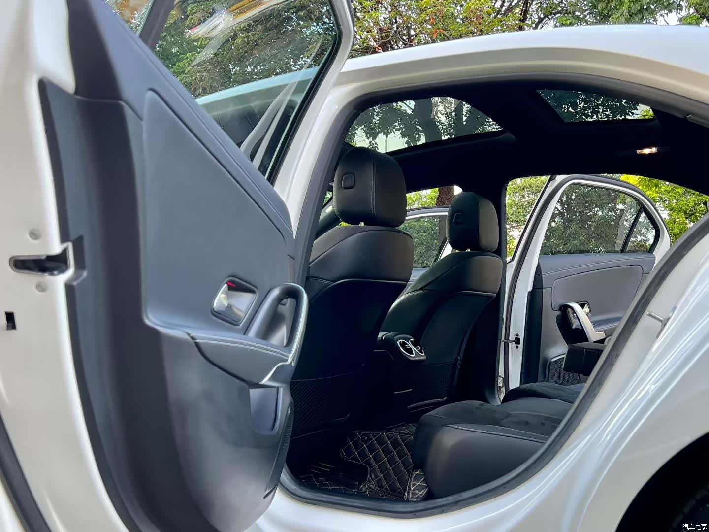 Mercedes-Benz A-Class, 2020 4