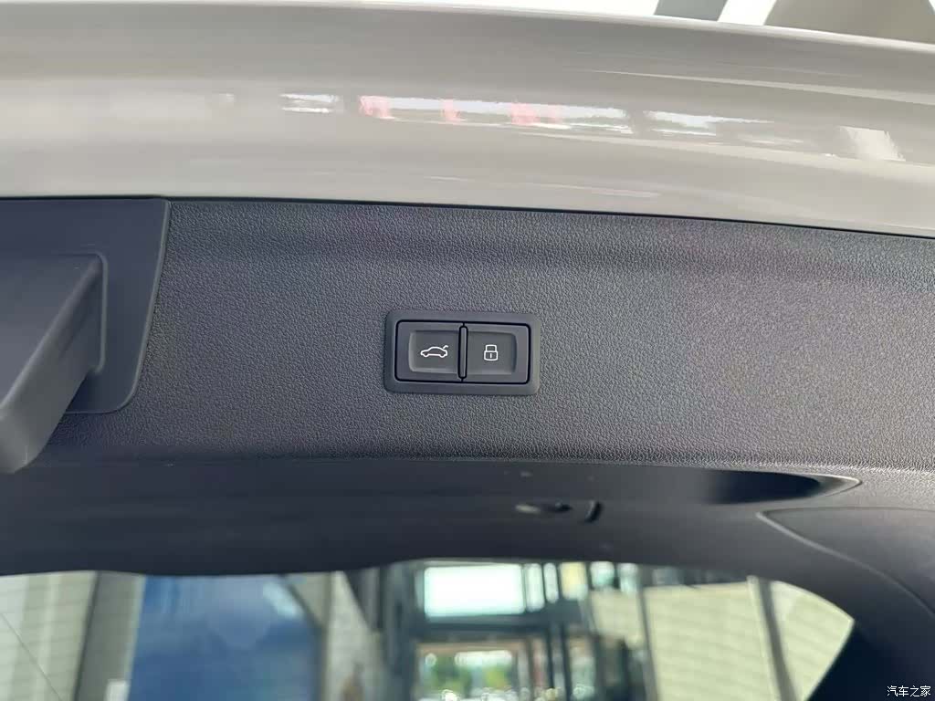 Audi Q3, 2016 17