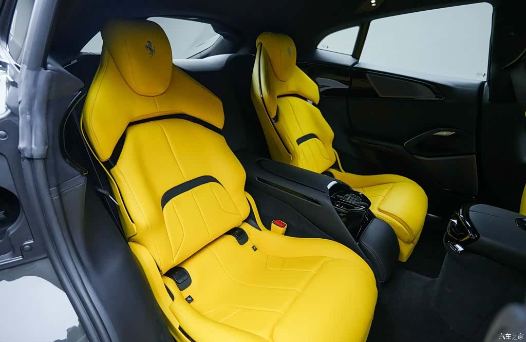 Ferrari Purosangue, 2025 14