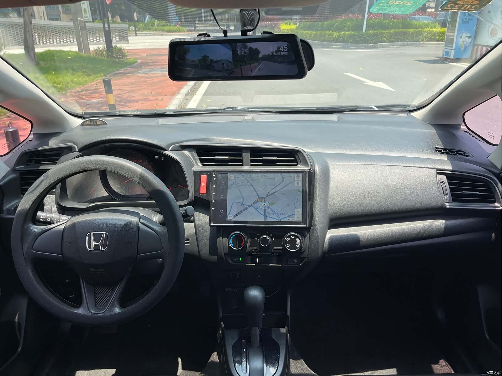 Honda Fit, 2016 13