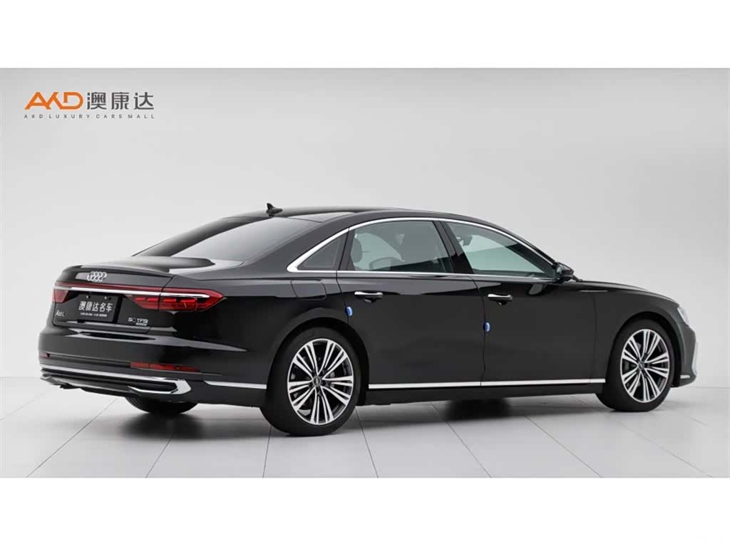 Audi A8L, 2023 3