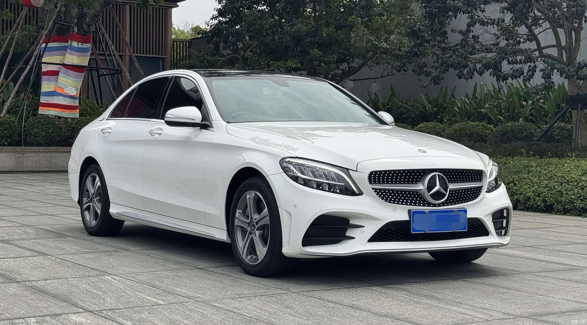Mercedes-Benz C-Class, 2019 4