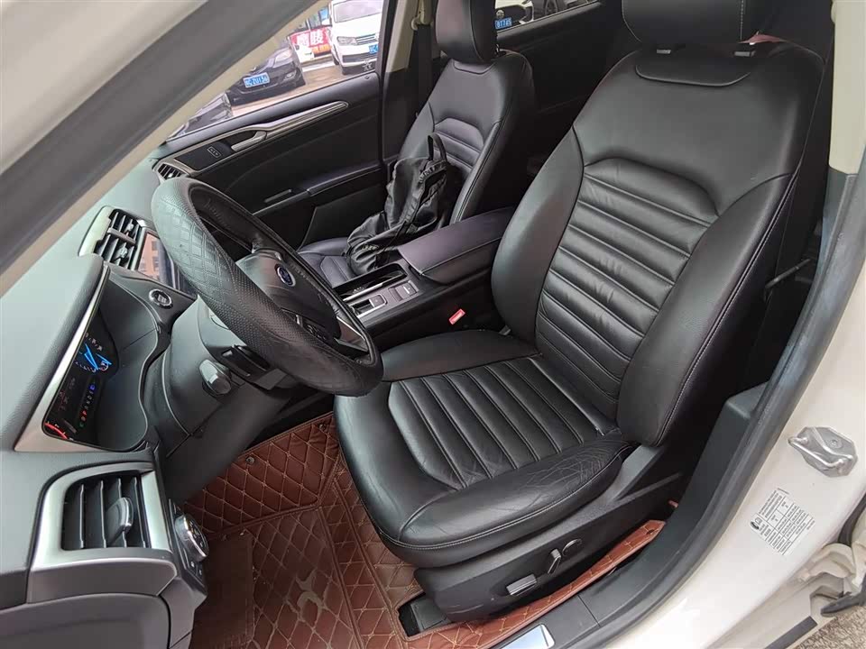 Ford Mondeo Ford Mondeo