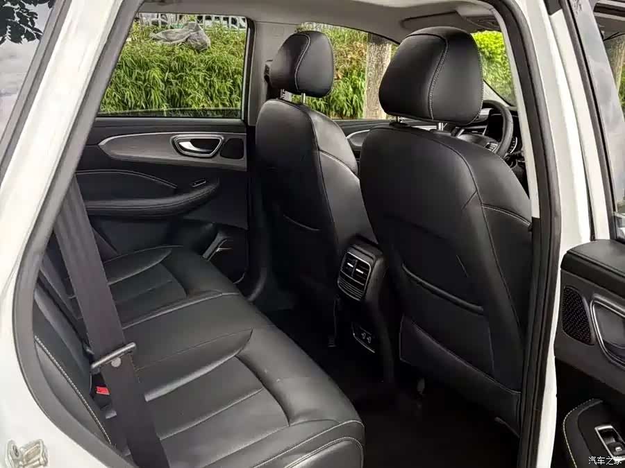 Roewe RX5, 2020 8