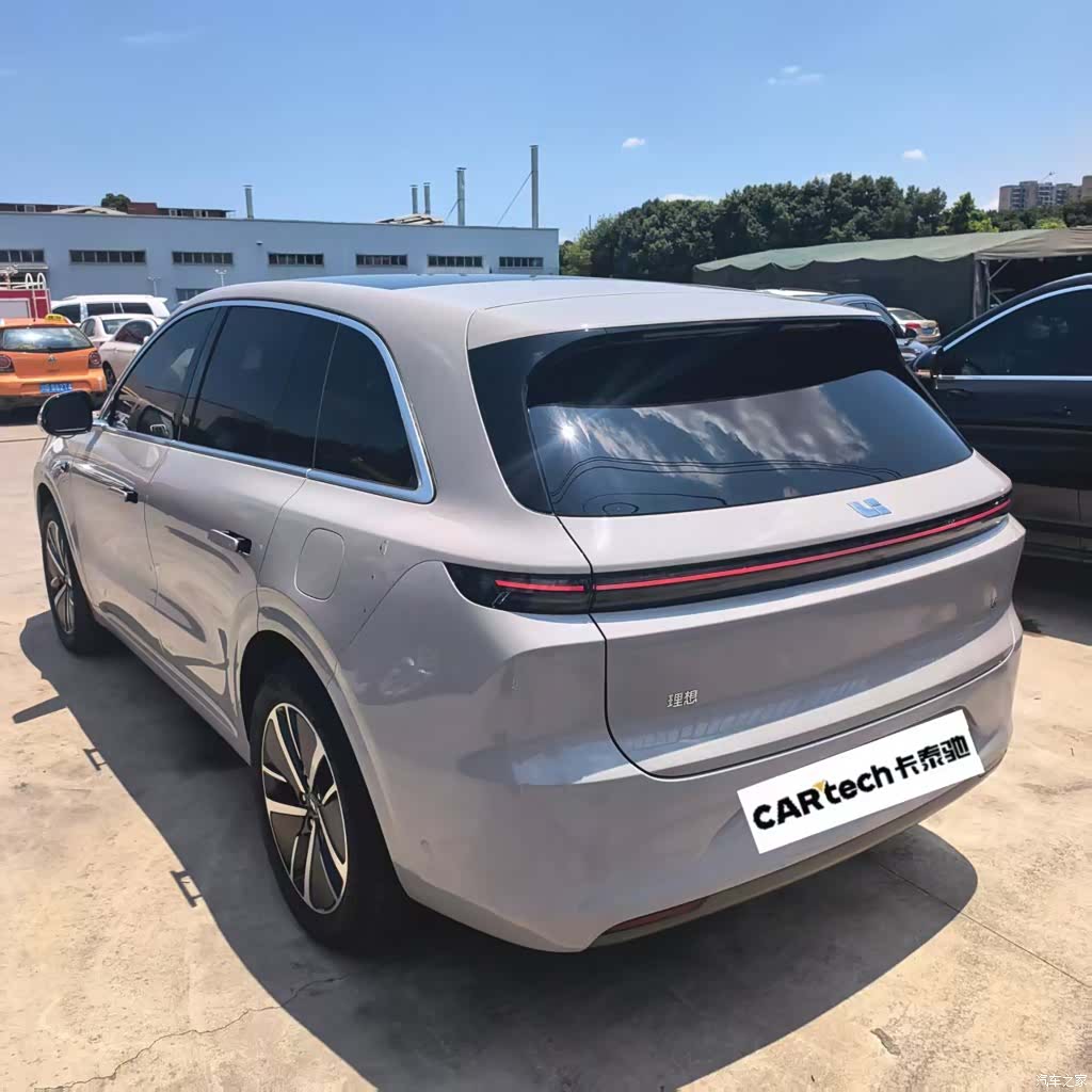Li Auto L6, 2025 1