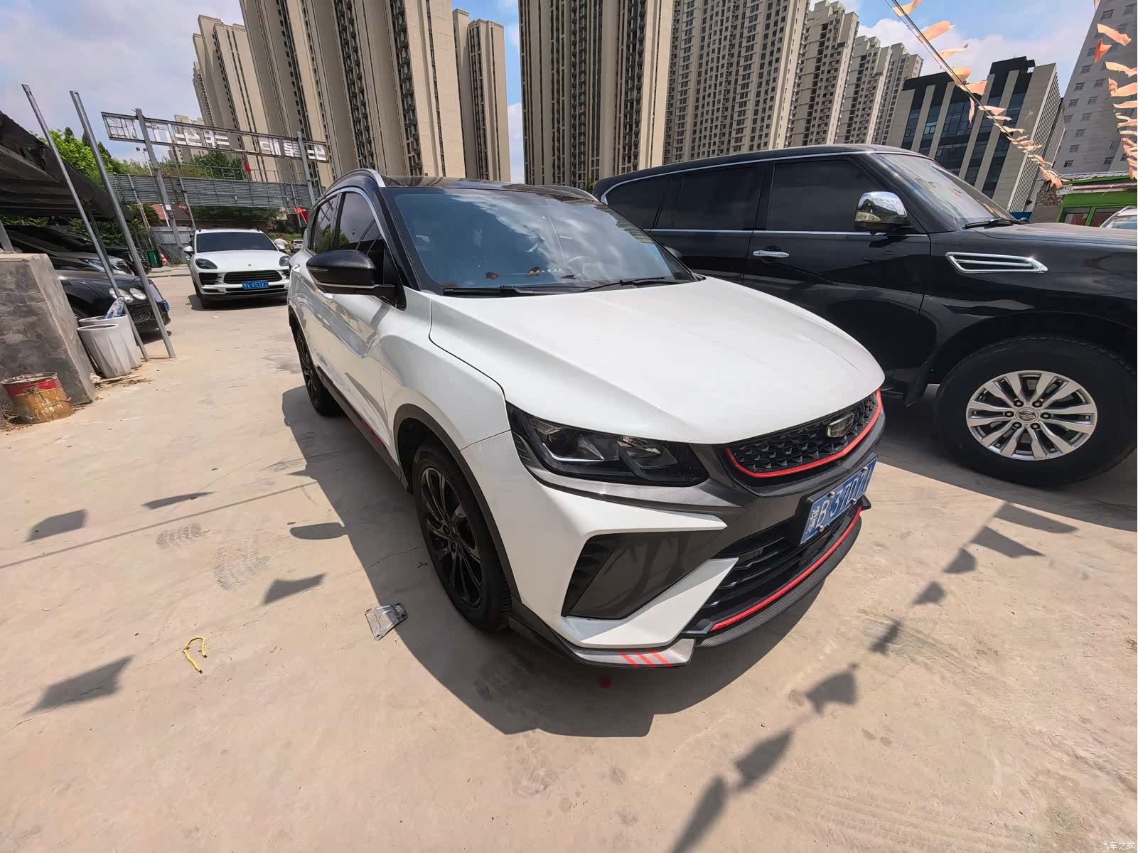 Geely Coolray, 2023 3