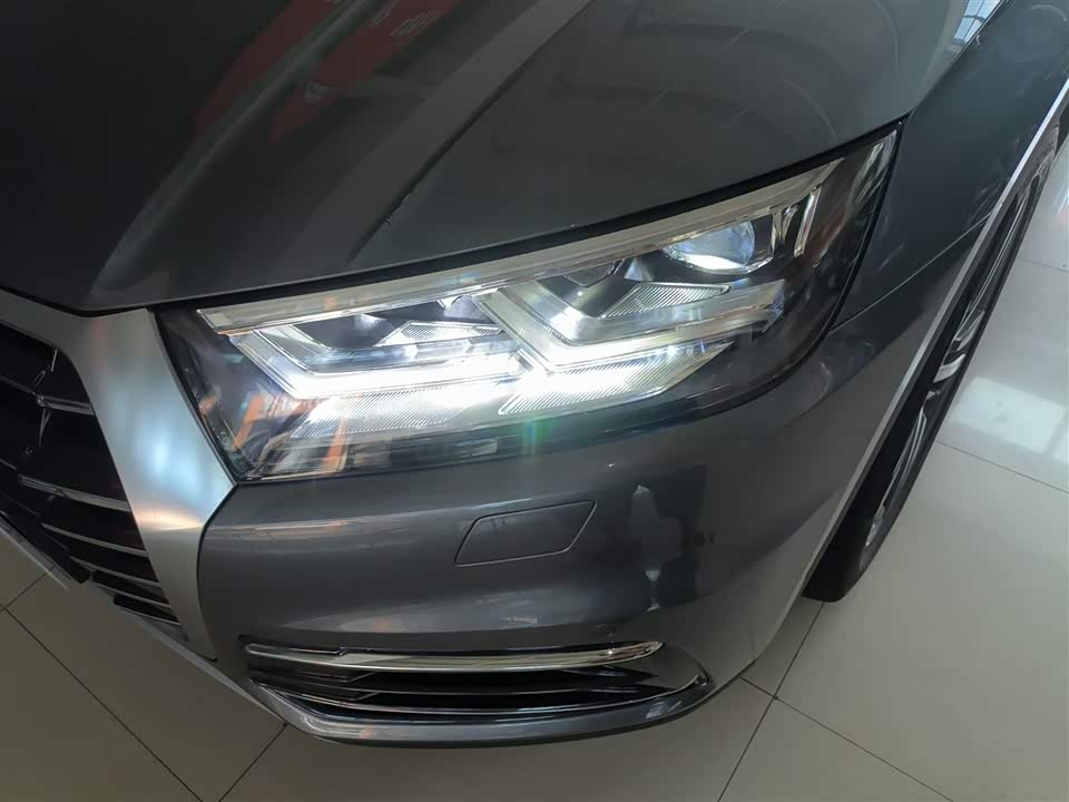 Audi Q5L Audi Q5L
