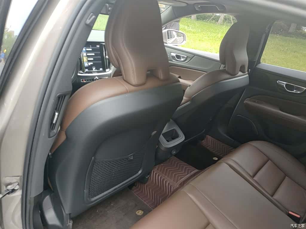 Volvo S60, 2022 15