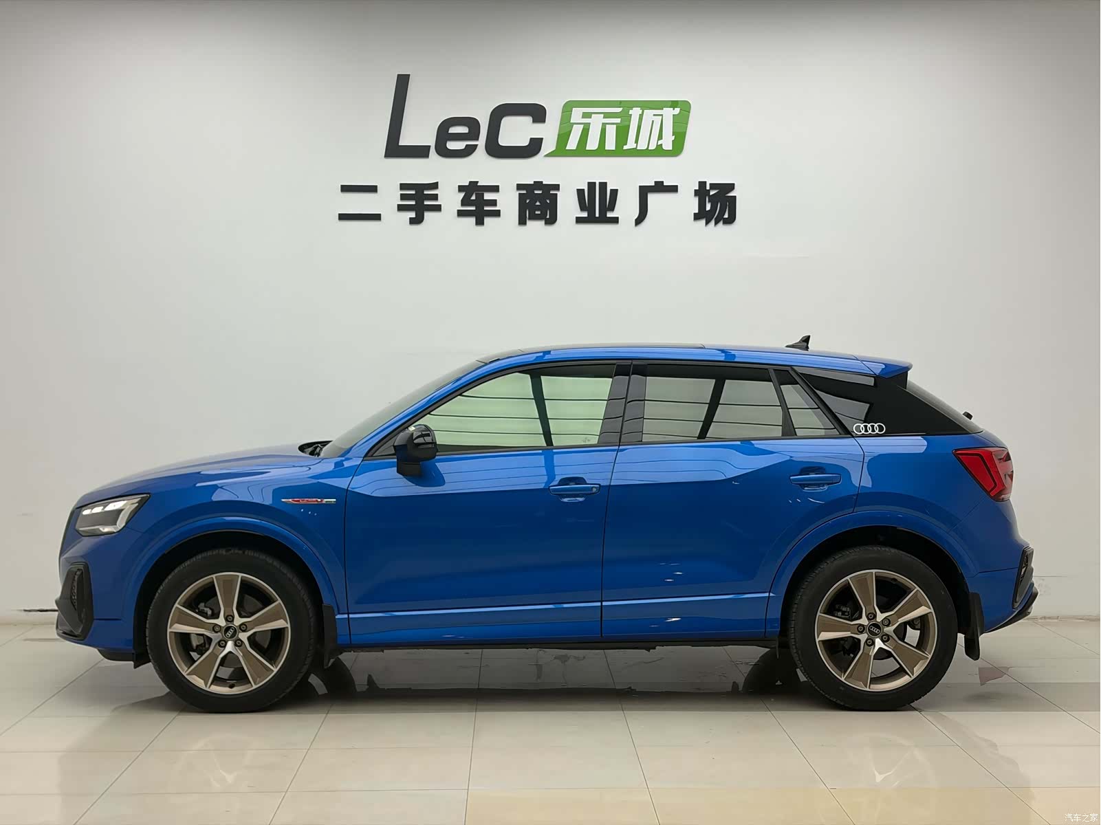 Audi Q2L, 2025 3