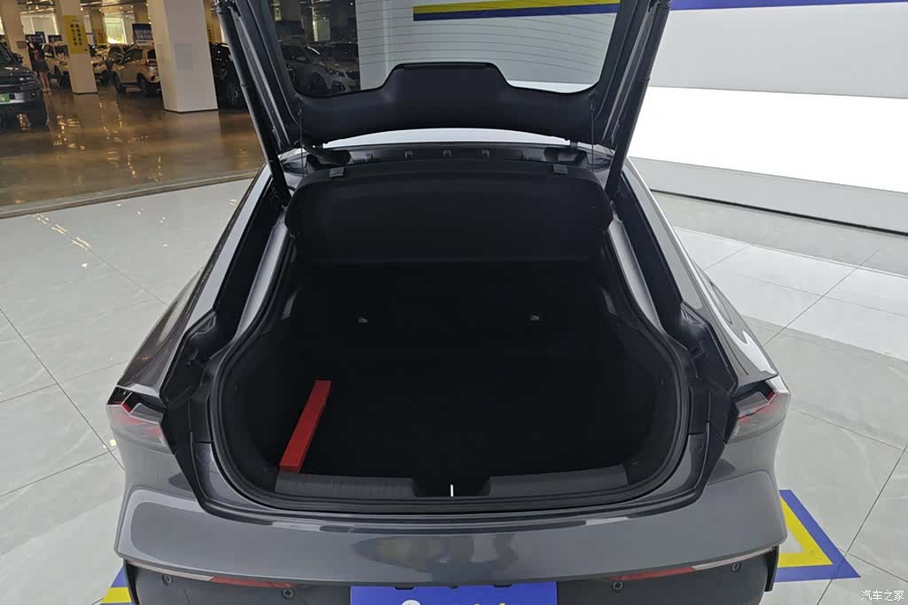 Changan UNI-V, 2024 4