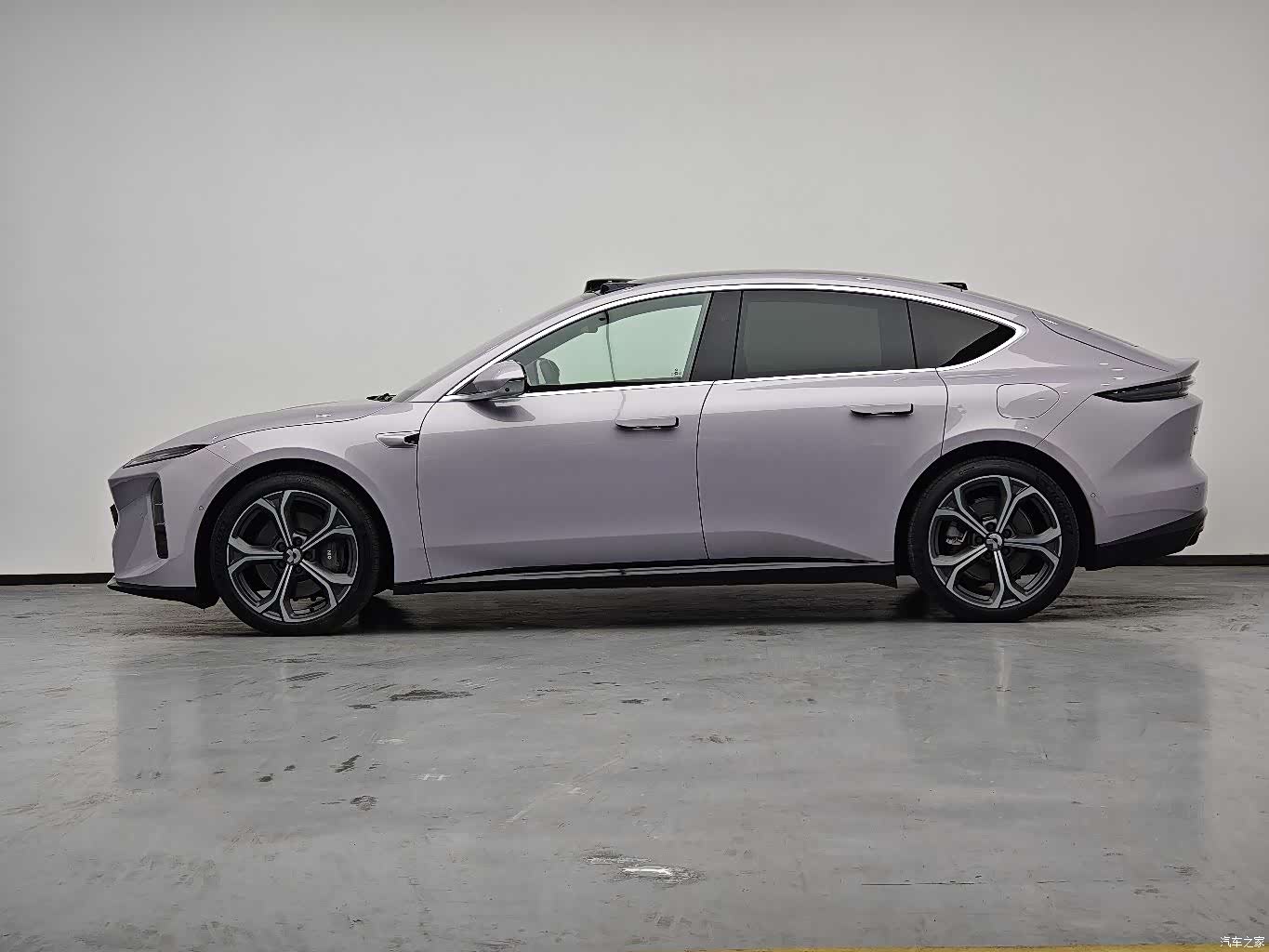NIO ET5, 2025 13