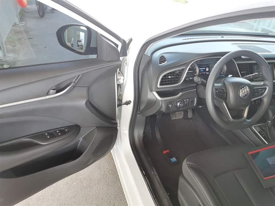 Buick Yinglang Buick Yinglang