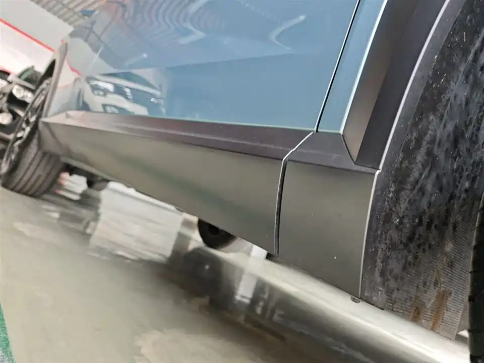 Trumpchi Shadow cool