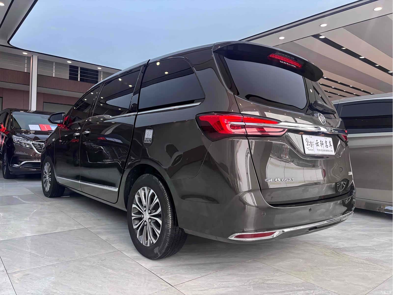 Buick GL8, 2023 14