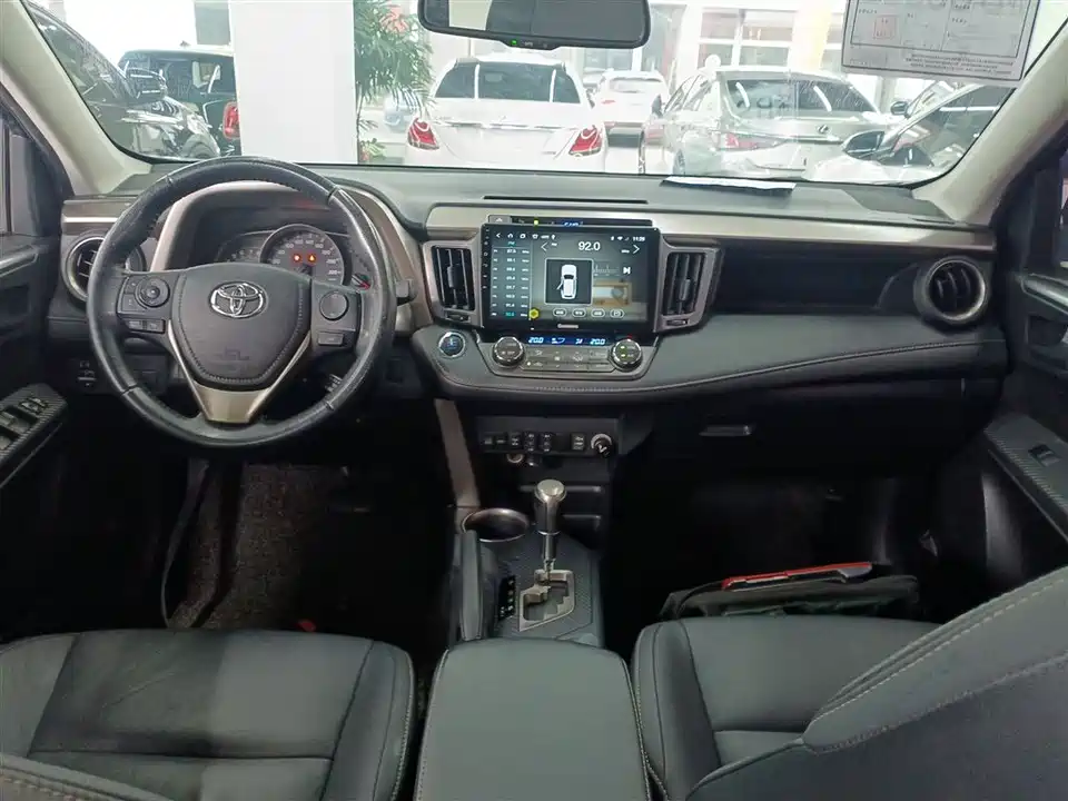 Toyota RAV4 Rongfang