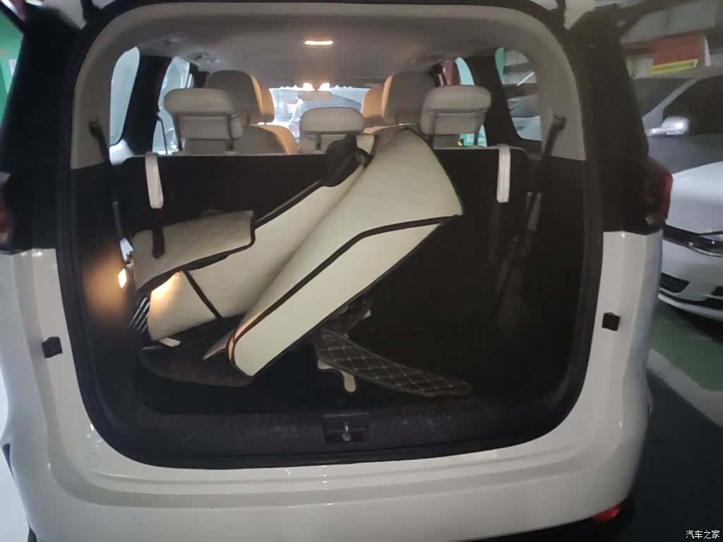 Maxus G50, 2022 15