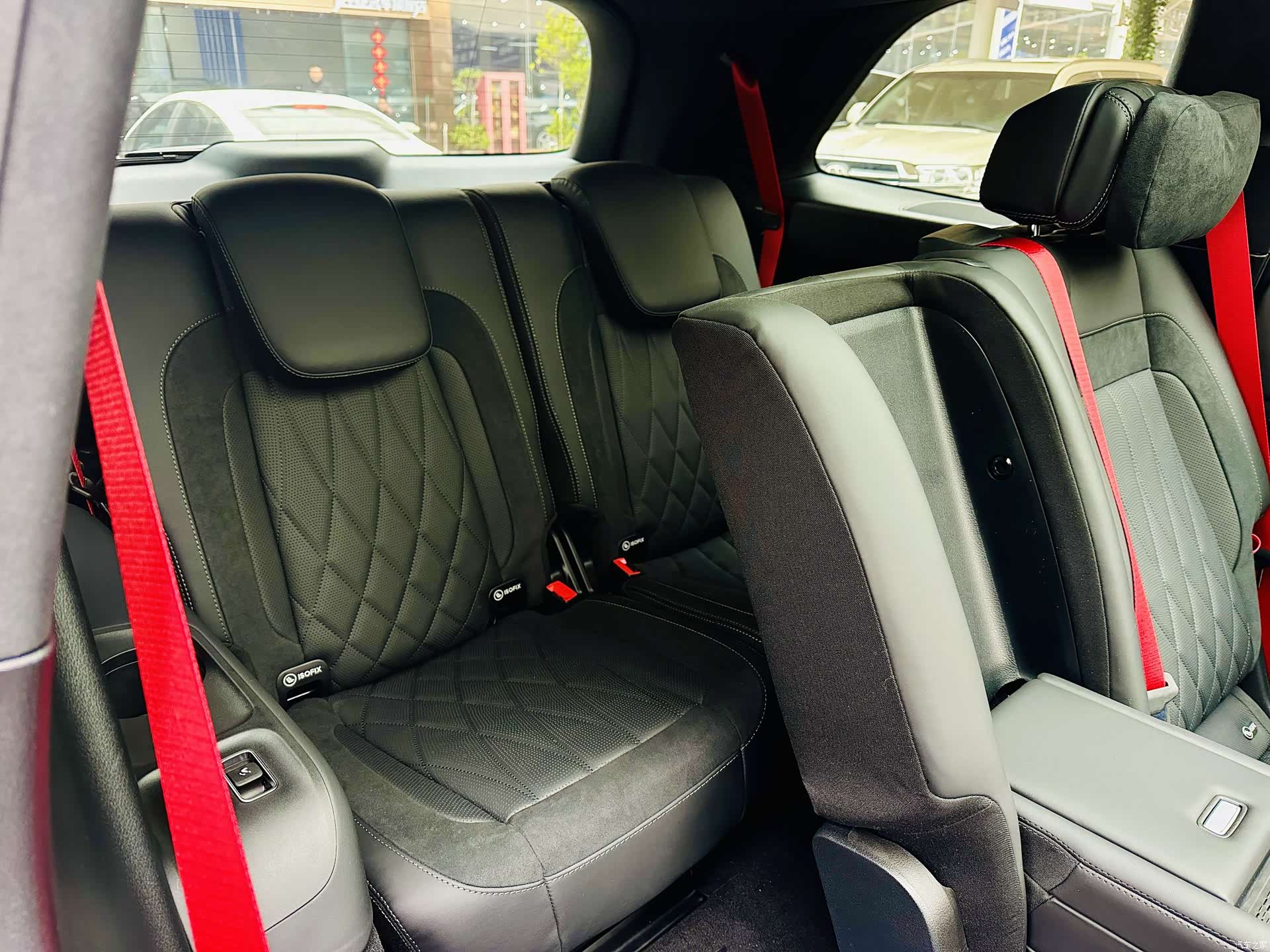 Mercedes-Benz GLS, 2026 19