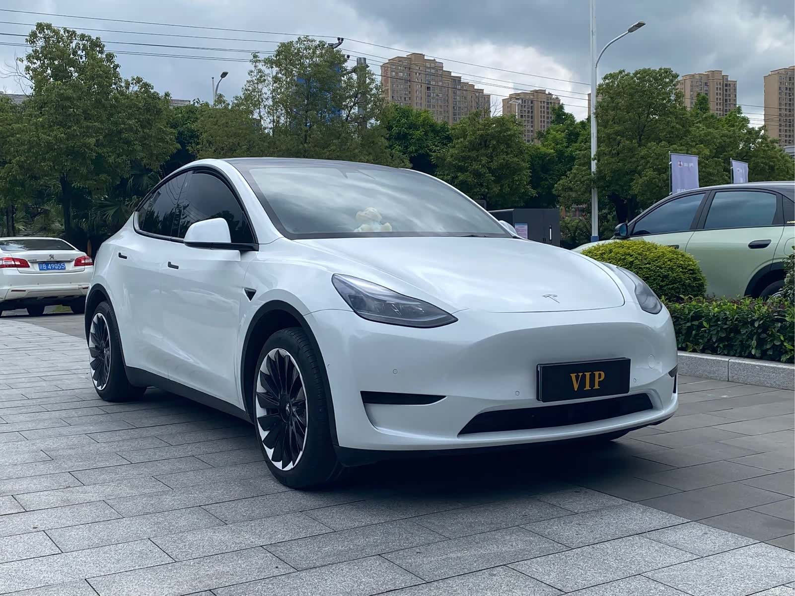 Tesla Model Y, 2023 3