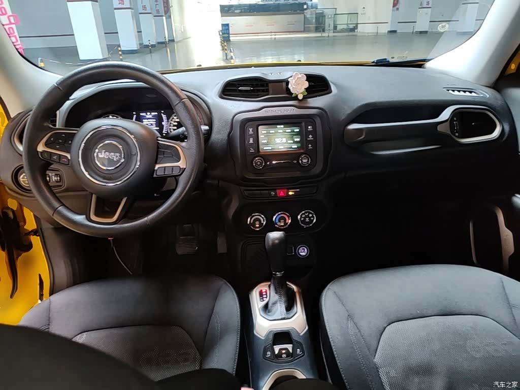 Jeep Renegade, 2018 10