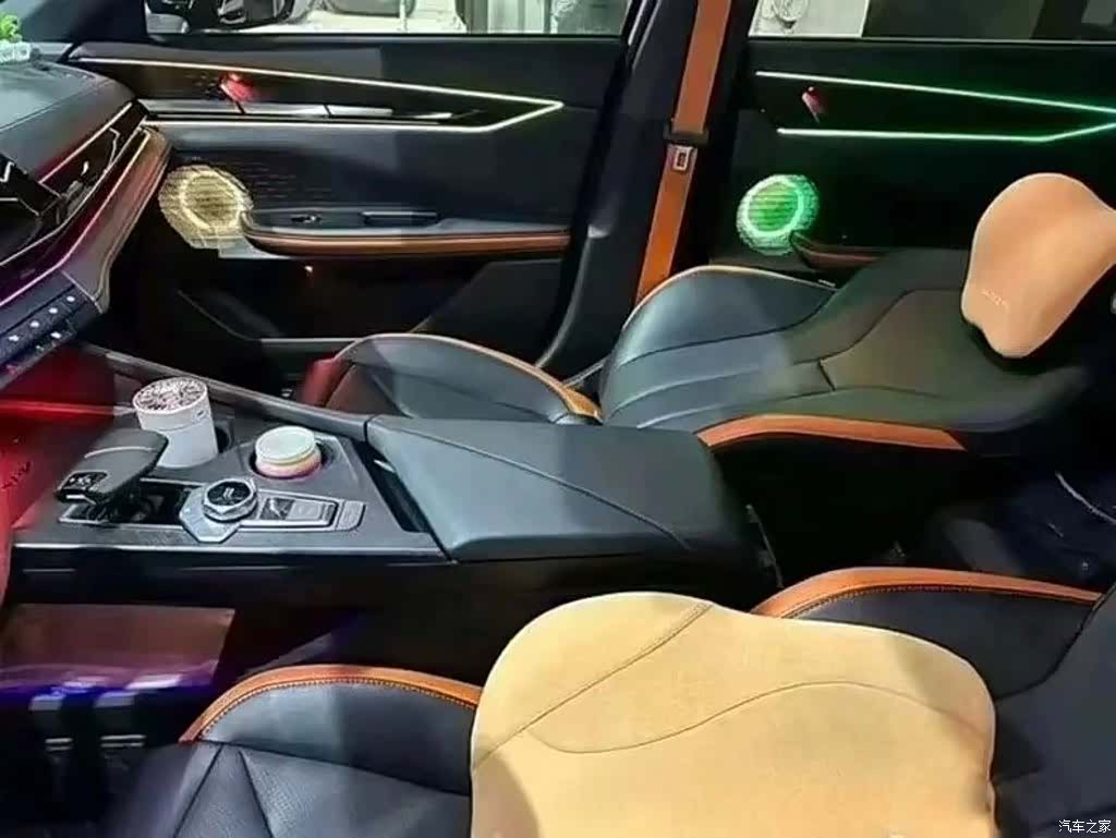 Changan UNI-V, 2023 6