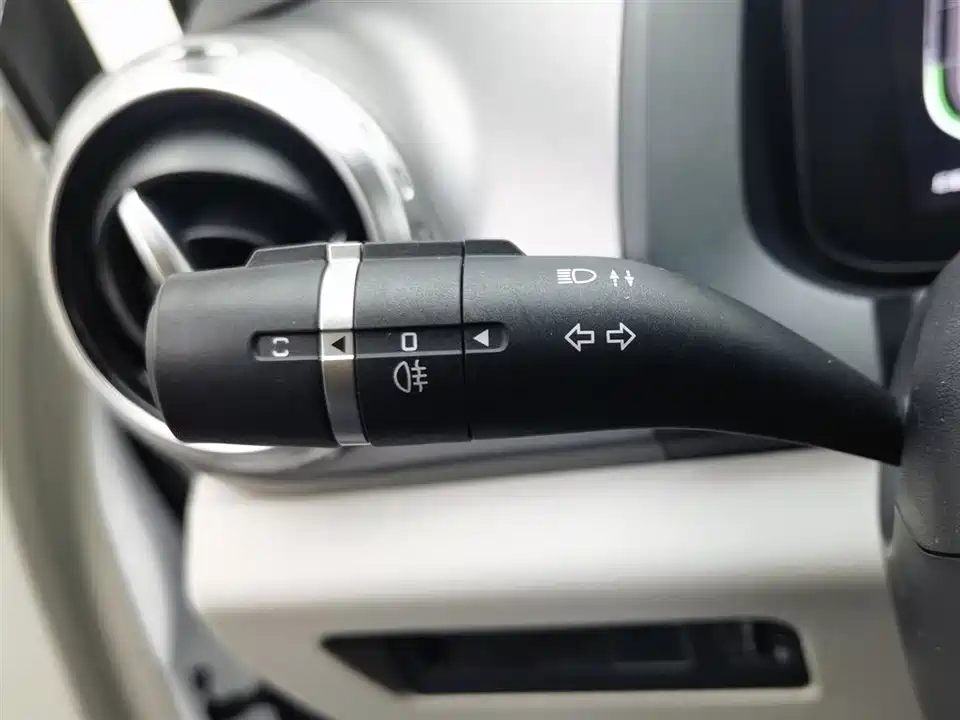BYD Yuan Pro BYD Yuan Pro