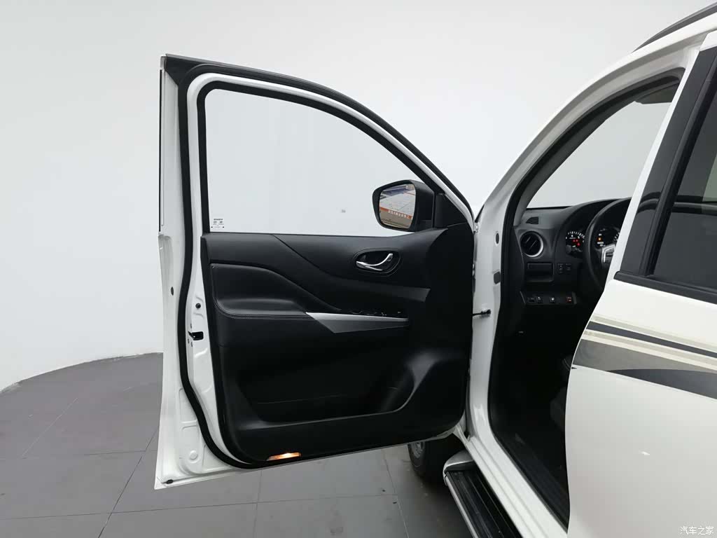 Nissan Terra, 2020 8