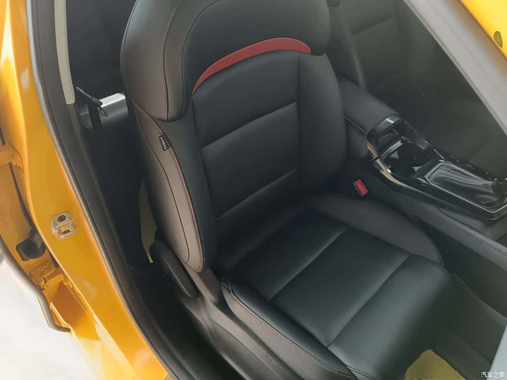 MG MG5, 2022 25