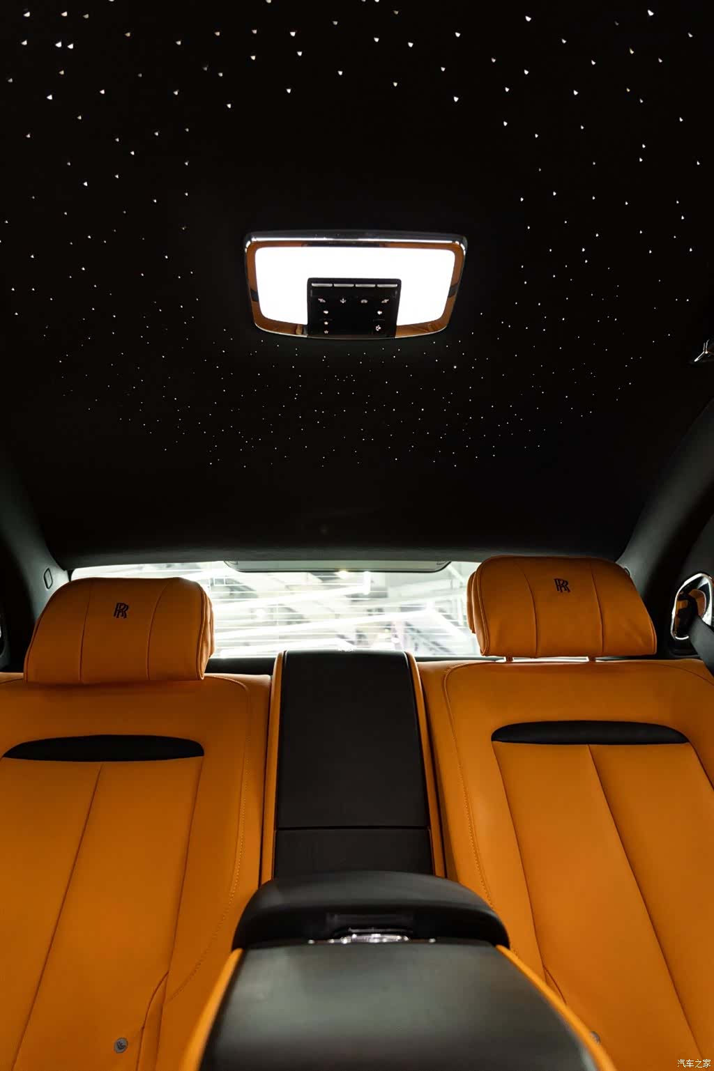 Rolls-Royce Ghost, 2023 13
