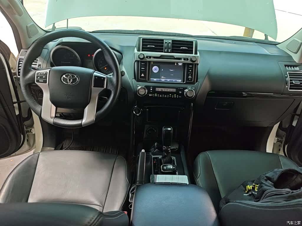 Toyota Prado, 2017 10