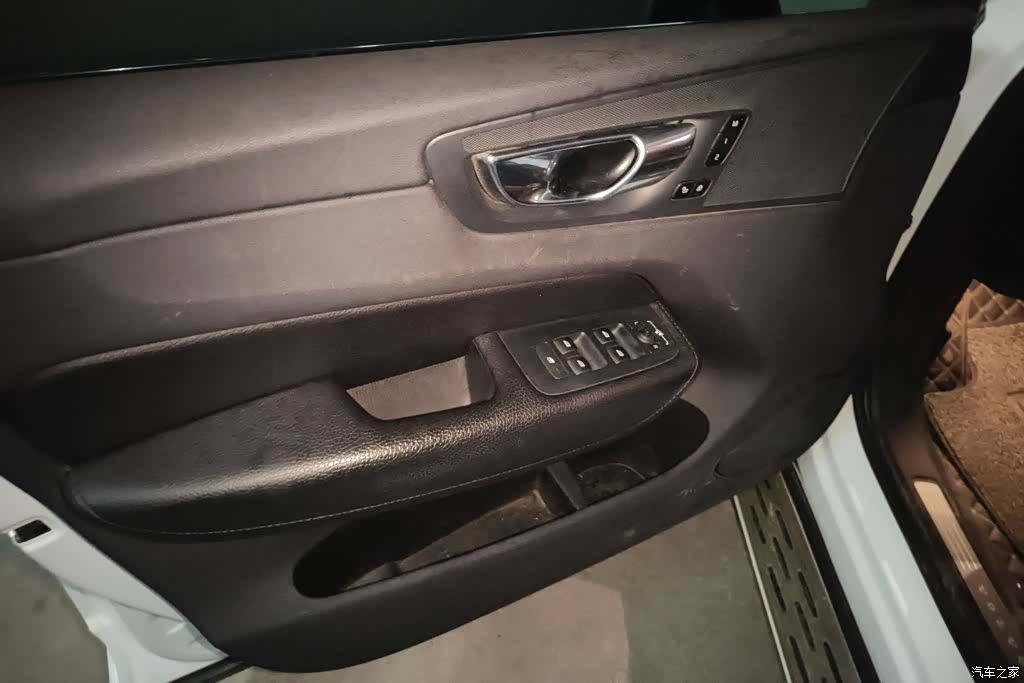 Volvo XC60, 2018 7