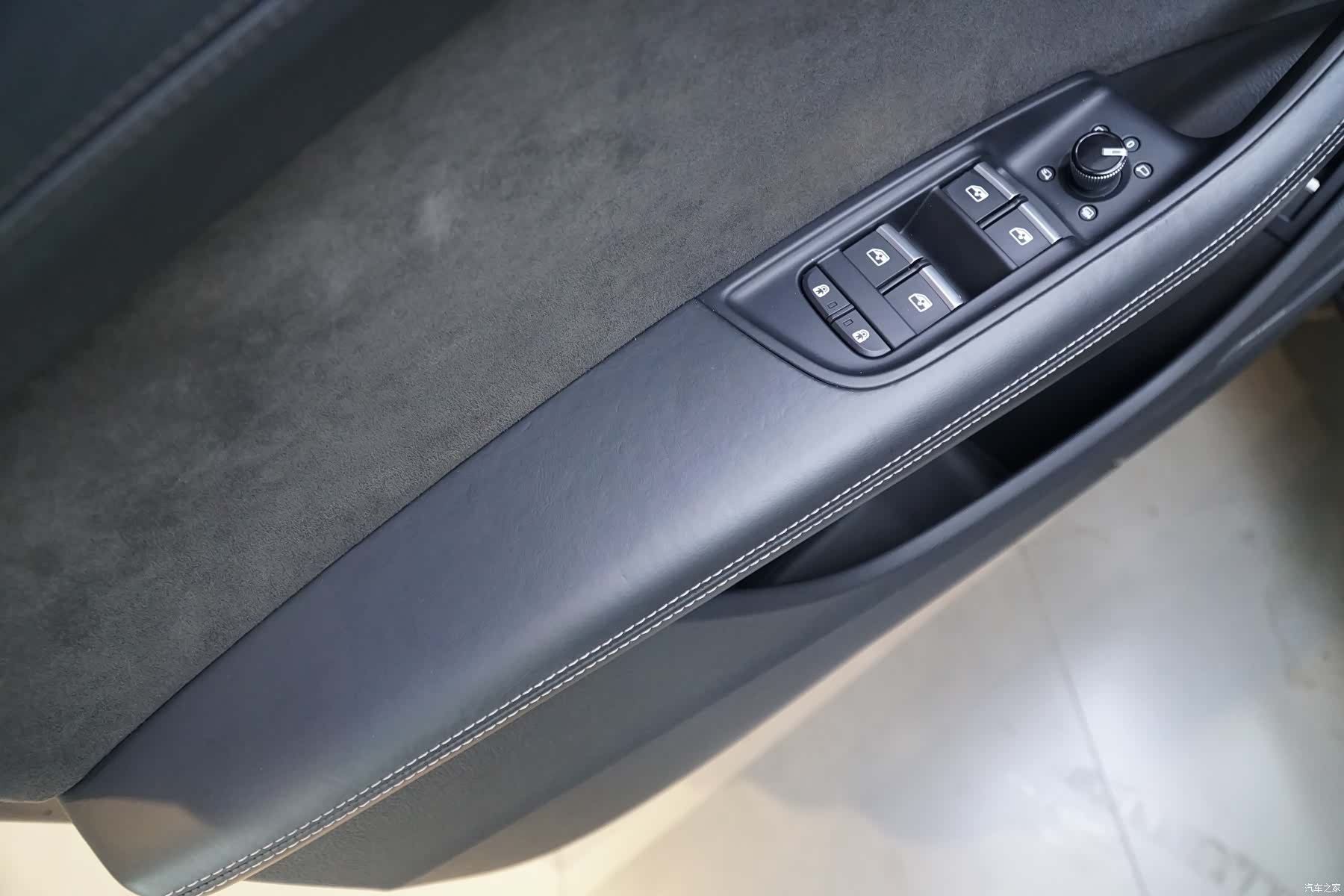 Audi Q8, 2019 13