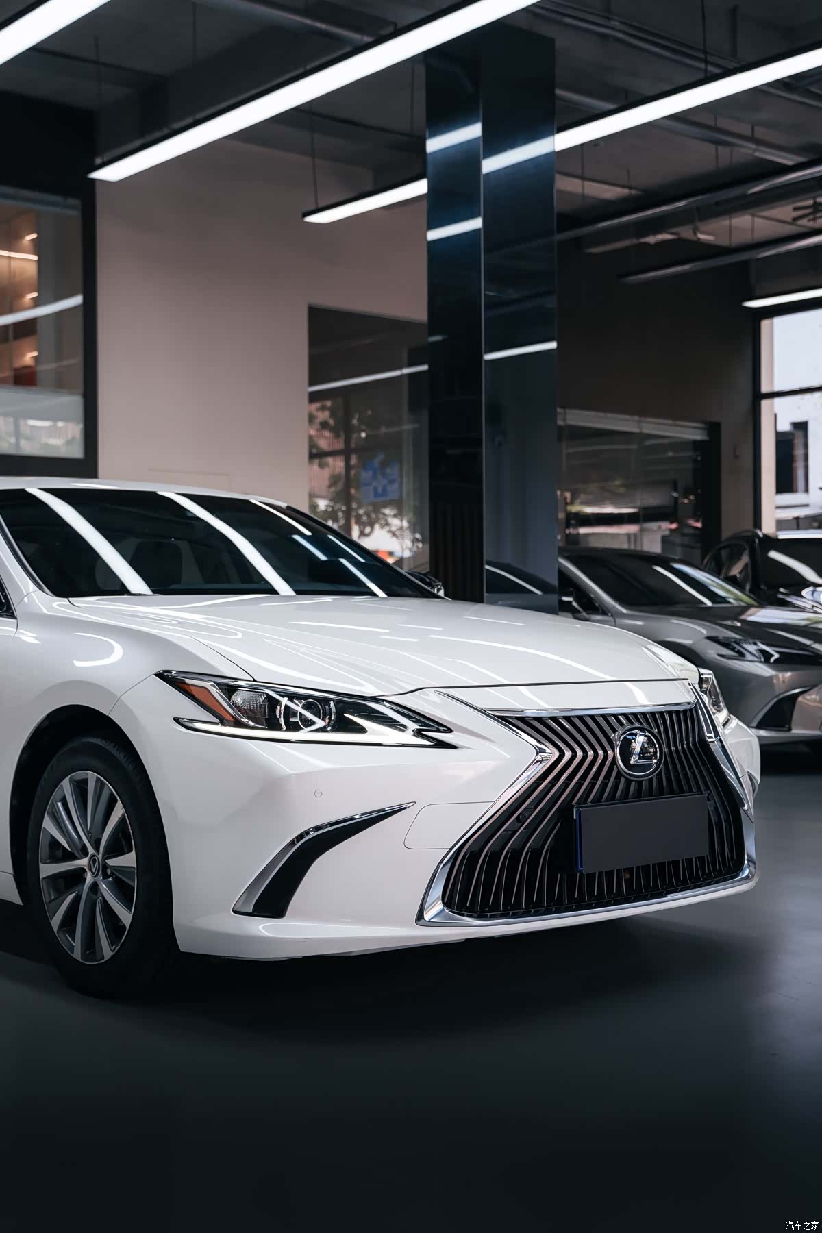 Lexus ES, 2020 7