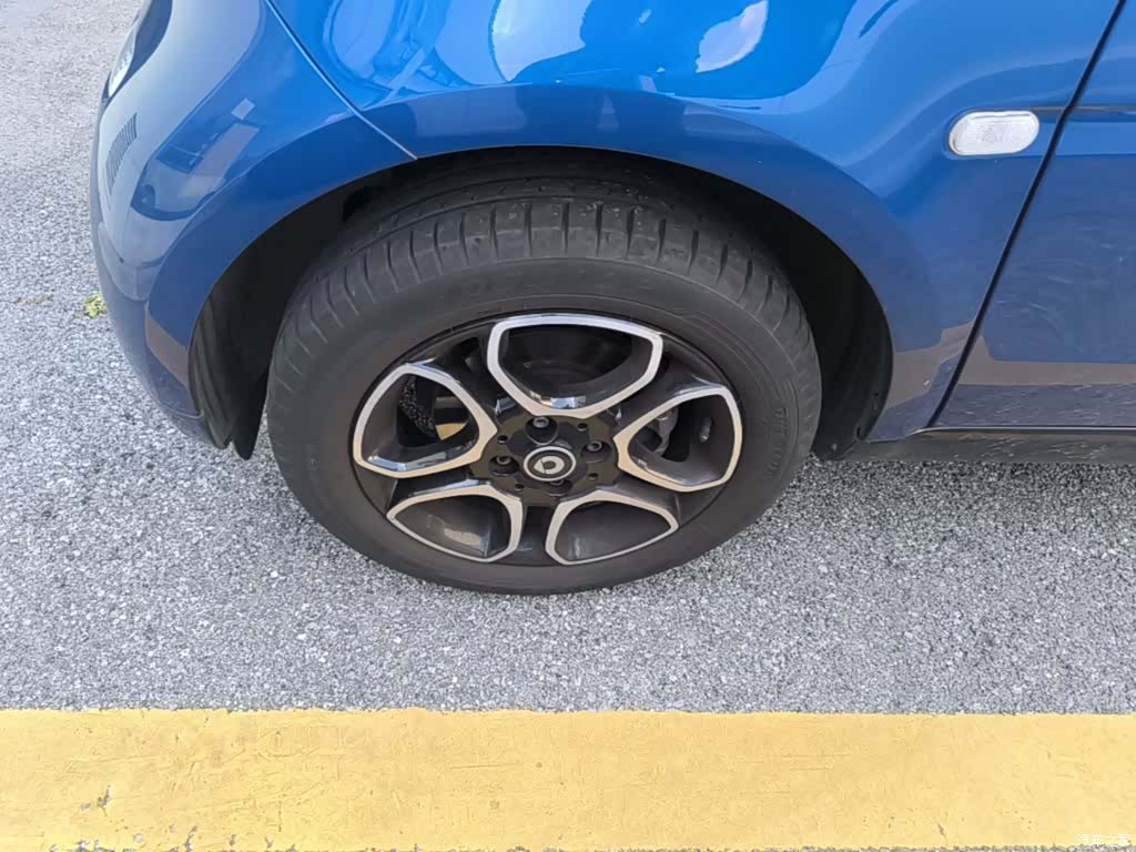 Smart Fortwo, 2019 23