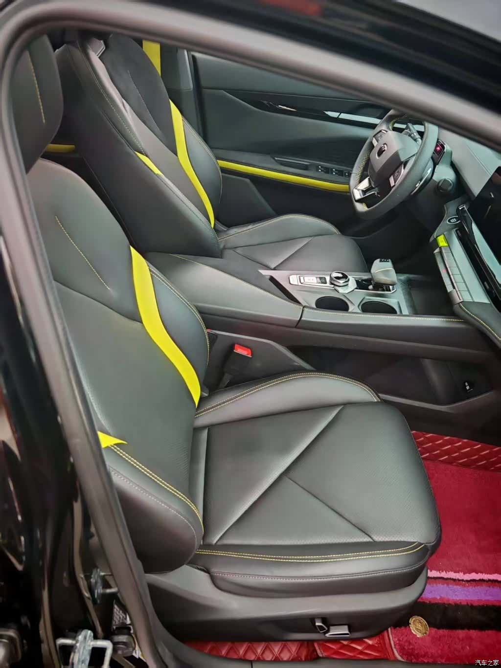 Changan UNI-V, 2022 8