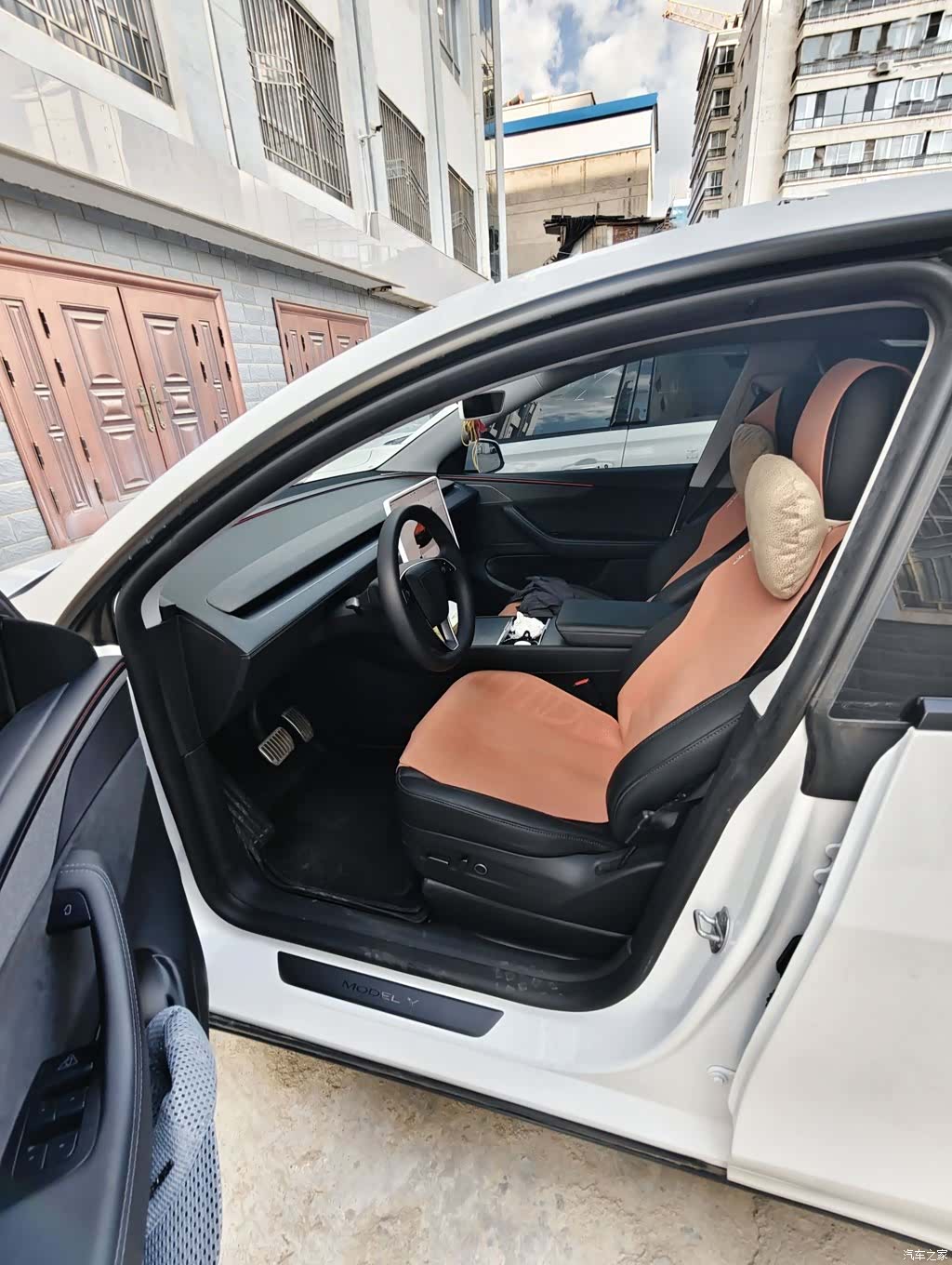 Tesla Model Y, 2025 22