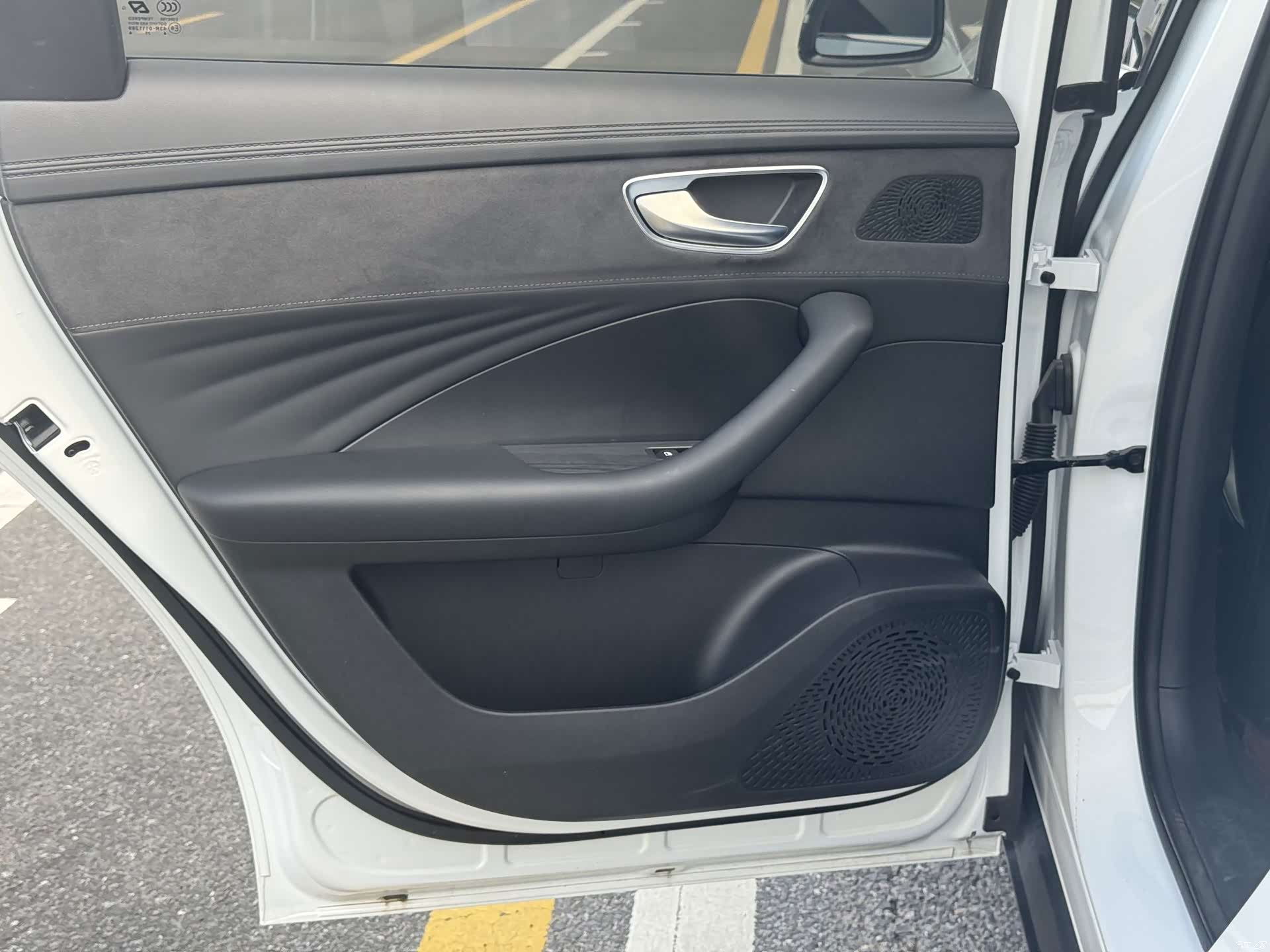 Roewe D7, 2025 23
