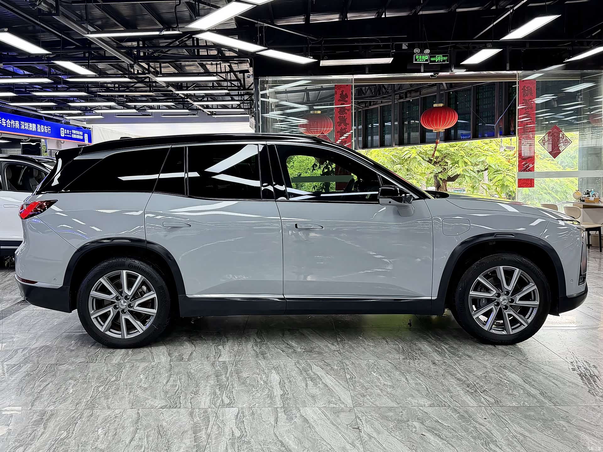 NIO ES8, 2022 3