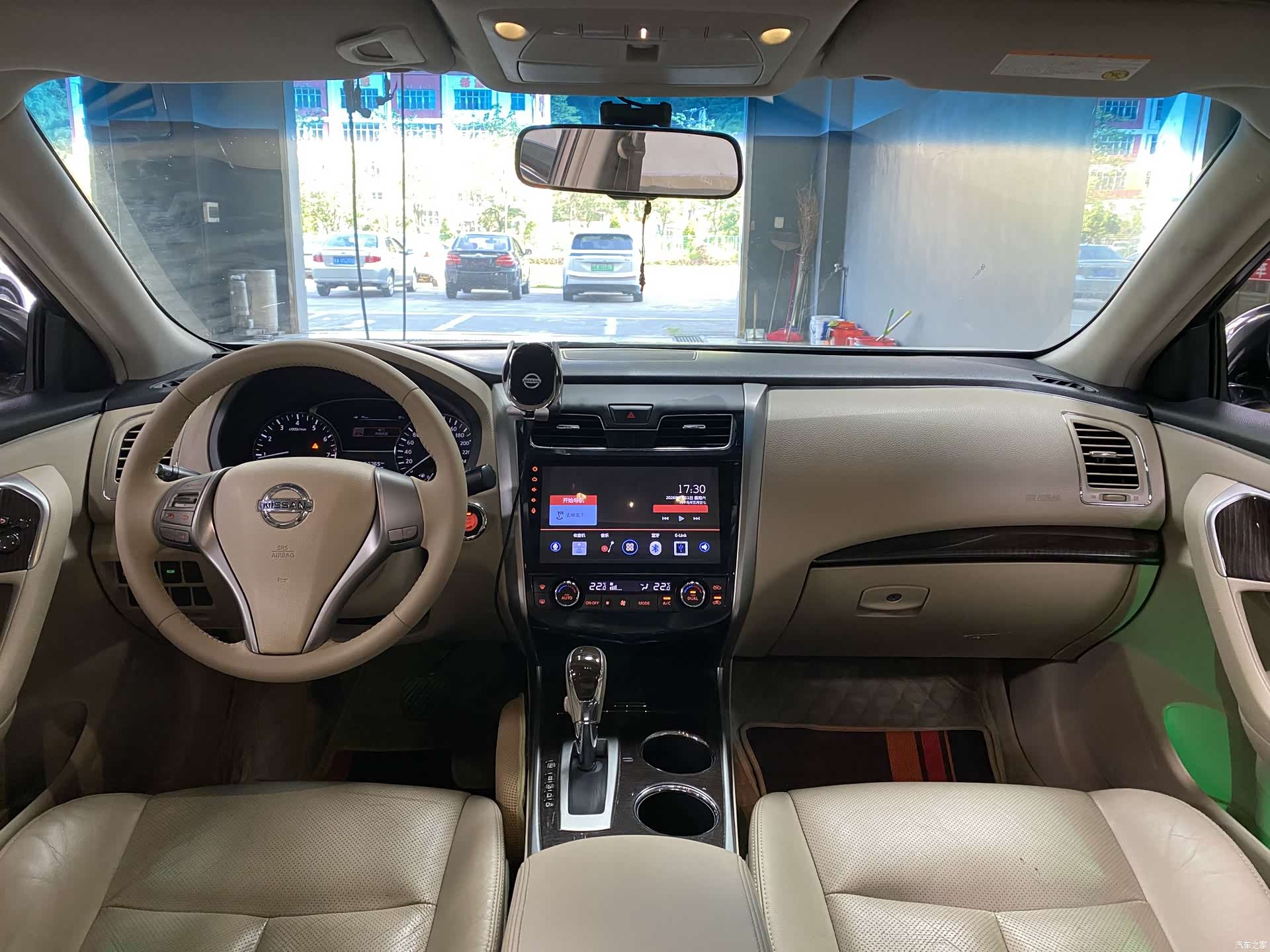 Nissan Teana, 2013 6
