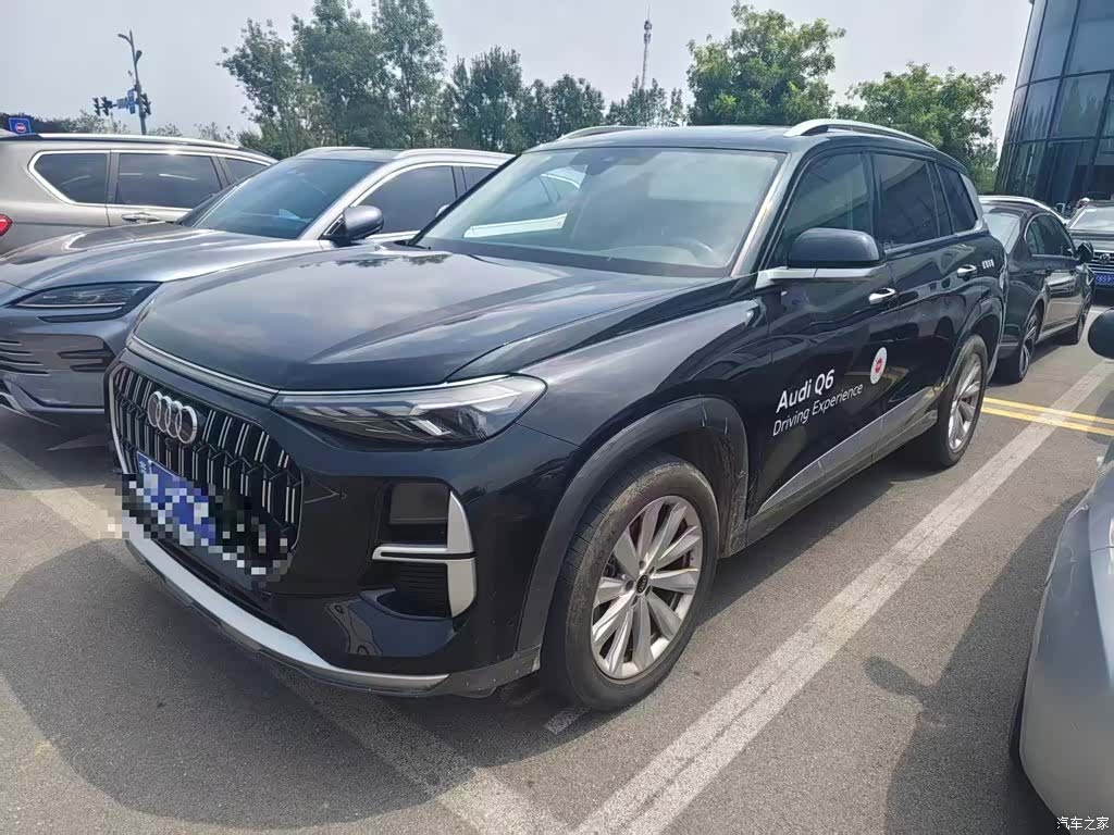 Audi Q6, 2024 1