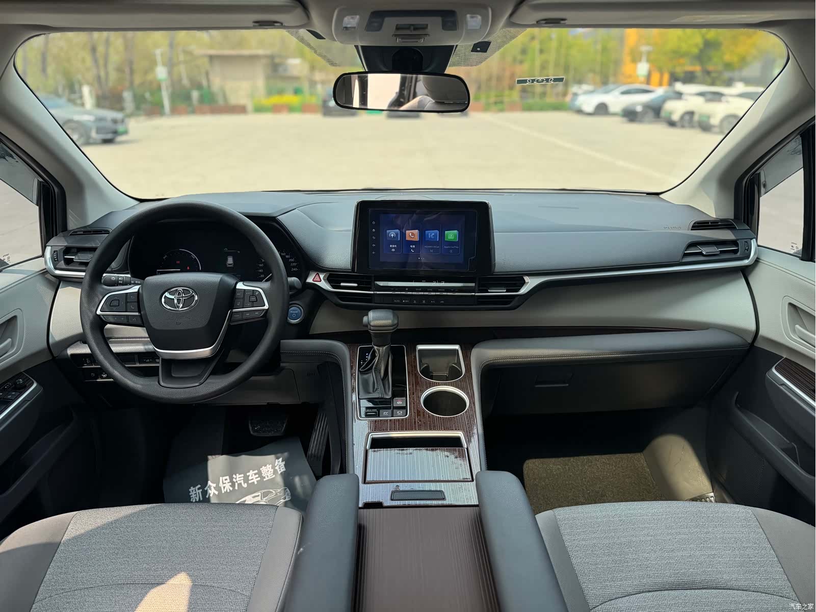 Toyota Sienna, 2023 9