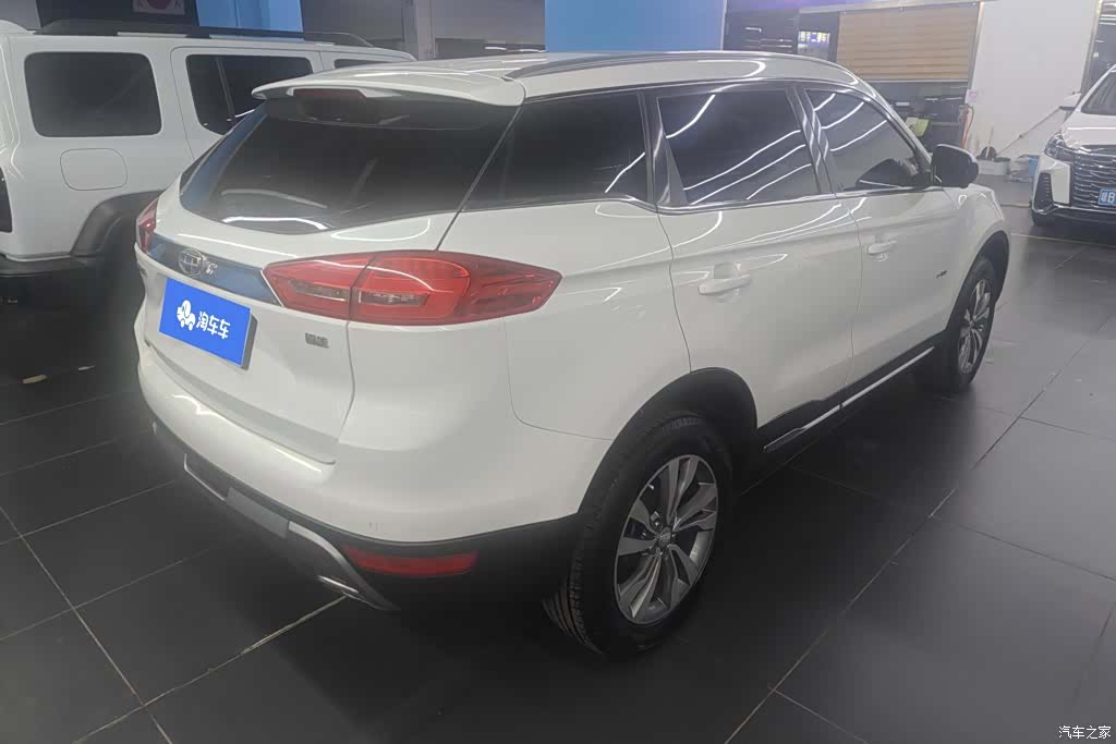 Geely Boyue, 2017 3