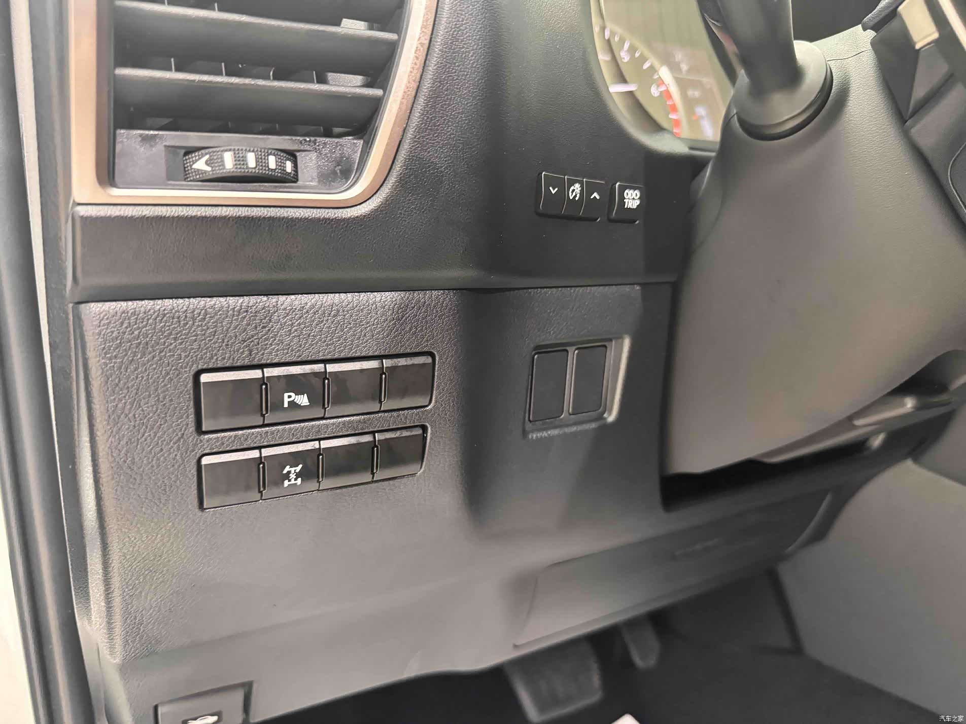 Lexus NX, 2017 13