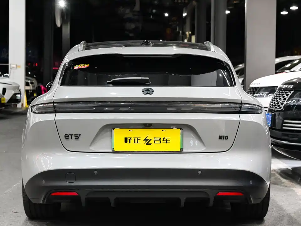 NIO ET5T