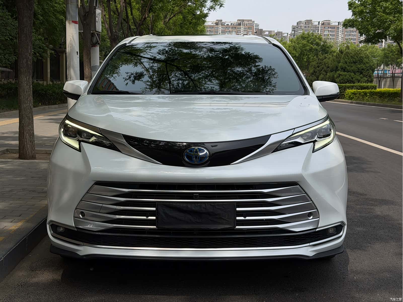 Toyota Sienna, 2023 2