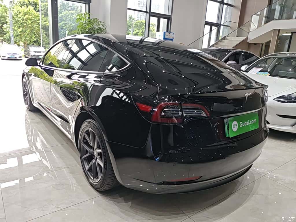 Tesla Model 3, 2021 все фото