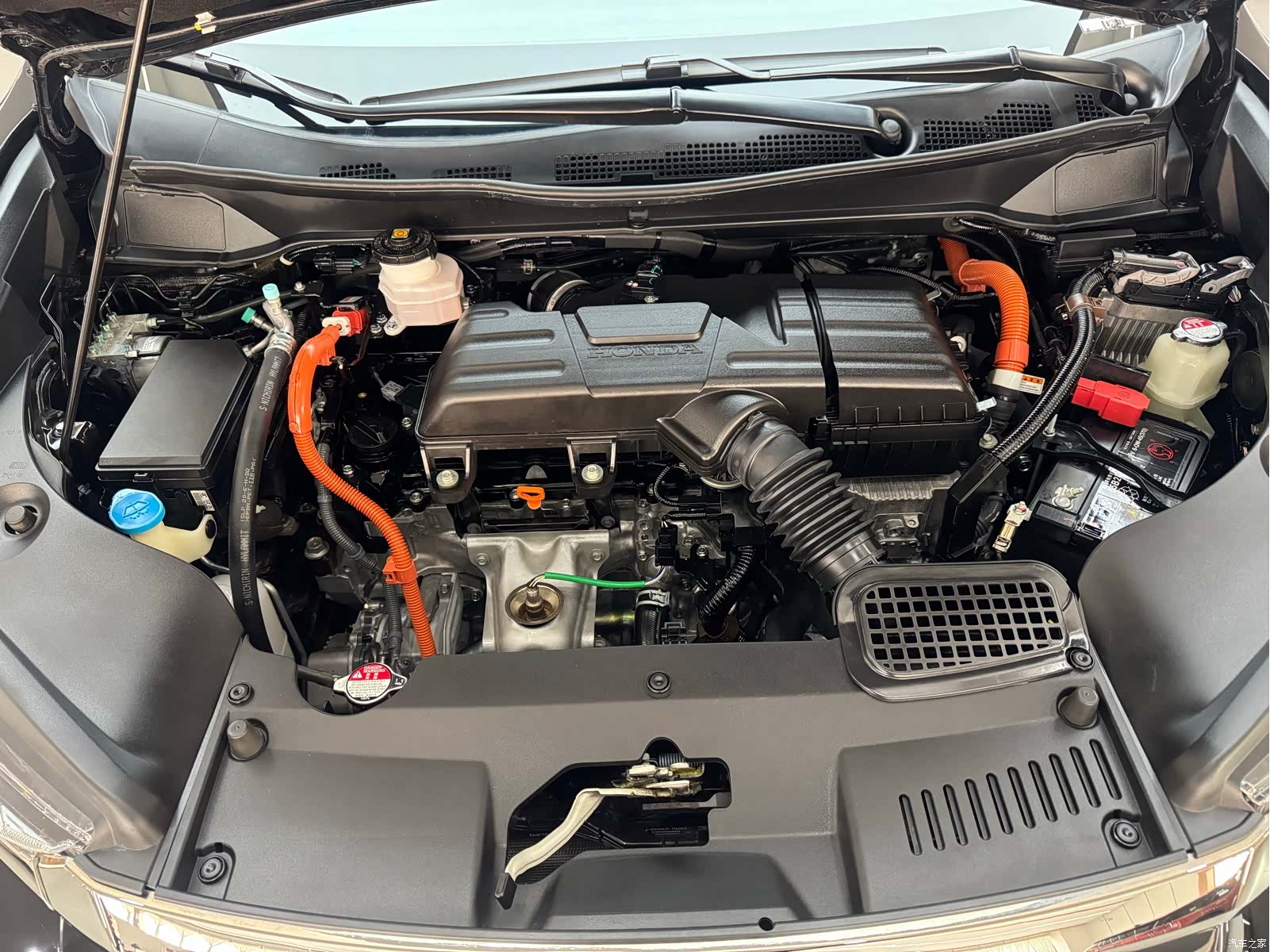 Honda Elysion, 2025 10